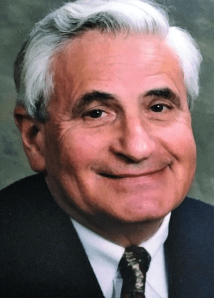 Siegfried Kra
author of nine lives
reviewed by Jeffrey Hatcher